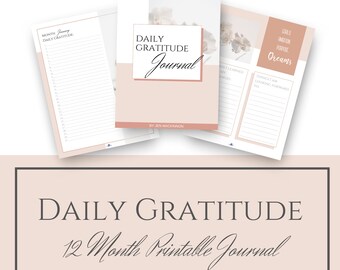 Pode incluir: Um diário de gratidão diário imprimível com um design floral rosa e branco. A capa apresenta o texto "DAILY GRATITUDE JOURNAL" e "BY JEN MACKINNON". O diário inclui 12 meses de prompts de gratidão diários.