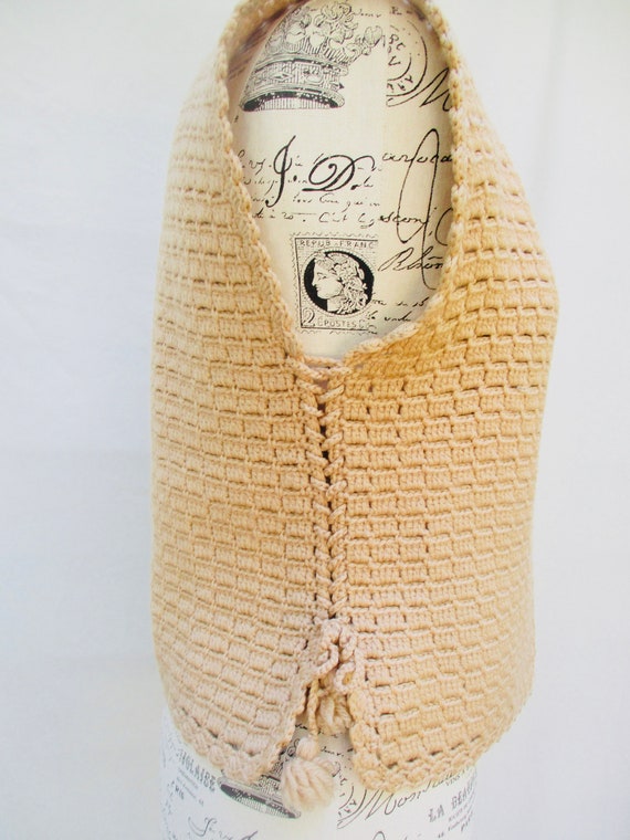 Hand-Knit Bohemian Vest//Beige Crochet Top - image 2