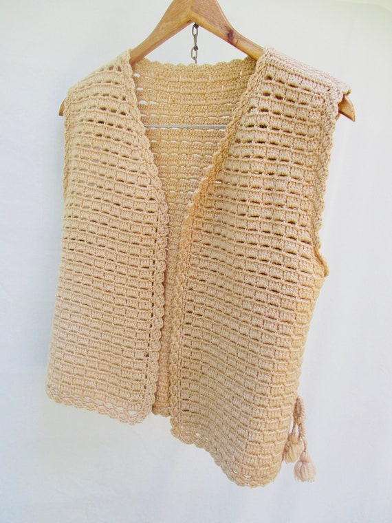 Hand-Knit Bohemian Vest//Beige Crochet Top - image 6