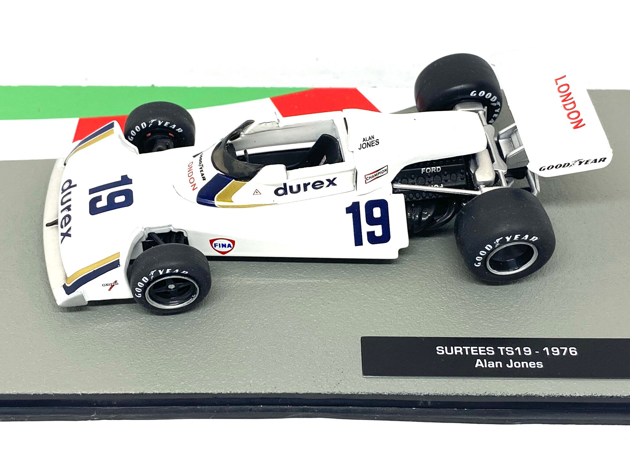 ミニカー Spark 1/43 Surtees TS19 1976 British Spark 1/43 Surtees TS19 1976 British - メルカリ