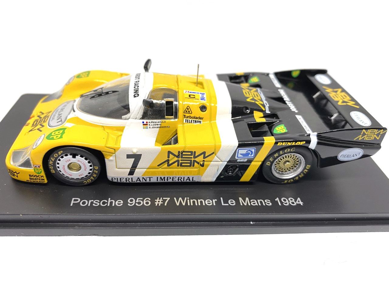 Spark Model】Porsche 956 #1 Winner 1982
