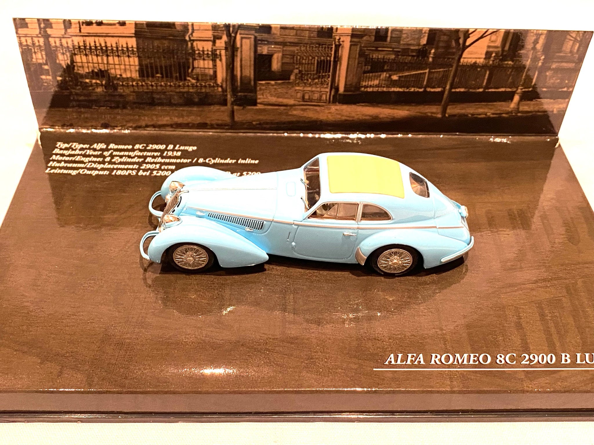 1/43 MINICHAMPS Alfa Romeo 8C 2900 B