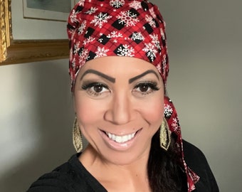 Surgical cap, Christmas Scrub Cap, Scrub Cap with buttons, holiday scrub cap, nurse cap, dental scrub cap, womens nurse hat, doctor cap, PPE