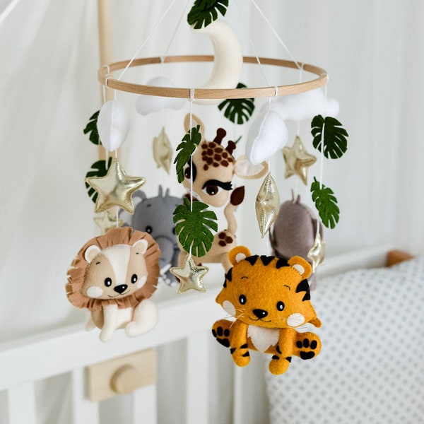 Big Baby mobile safari Giraffe baby mobile Lion Tiger Monkey Elephant nursery mobile Safari baby shower gift