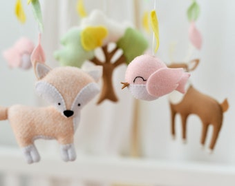 Woodland baby mobile girl Woodland nursery hanging decor Baby girl deer fox rabbit crib mobile Forest animals mobile