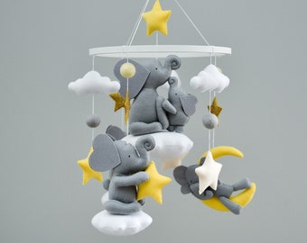 Baby mobile elephant Neutral nursery mobile Elephant jungle crib mobile Elephant nursery theme decor