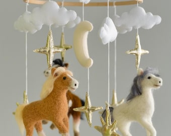 Horse baby mobile Animals mobile Needle felted horse Felted animals mobile Felted custom nursery Crib nursery mobile Baby shower gift