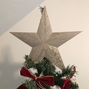 Tree Topper 12 1/2 Inch. Made from reclaimed weathered Cape Cod fence. Wall Decor, Rustic Reclaimed Wood, Barn Star.