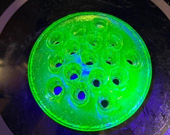 Vintage Green Vaseline DESIGNED Glass 16 Holes Flower Frog Uranium Glow