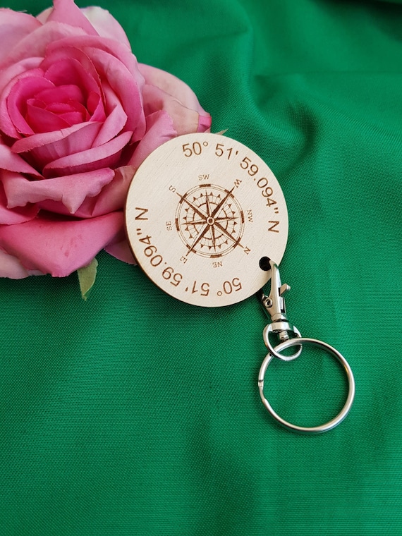 Personalised Compass Keyring Special Place Coordinates Etsy Canada