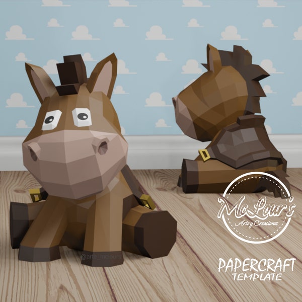 Sitting Horse/ DiY Craft/ Template PDF STUDIO SVG/ Low Poly/ Papercraft Caballo Sentado/ 3D Horse/ Origami/ Home decor