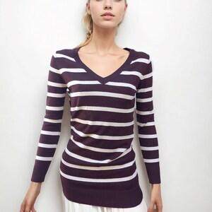Long sweater, v-neck sweater, women&#39;s wool sweater, handmade wool sweater in Italy, chic sweater, striped wool V-neck sweater