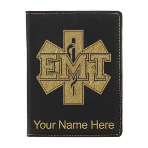 Portapasaporte LaserGram de piel sintética para técnico de emergencias médicas (EMT), con grabado personalizado incluido