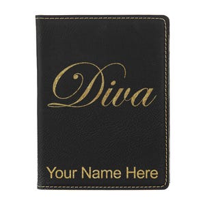 Portapasaporte LaserGram de piel sintética, Diva, con grabado personalizado incluido