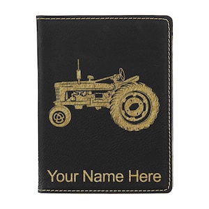 Funda para pasaporte LaserGram de piel sintética, diseño de tractor antiguo, con grabado personalizado incluido