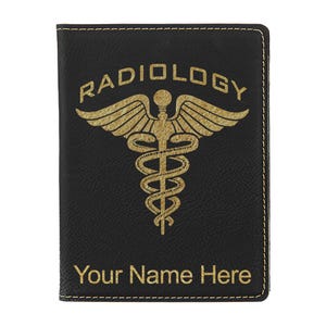 Portapasaporte LaserGram de piel sintética para radiología (incluye grabado personalizado)