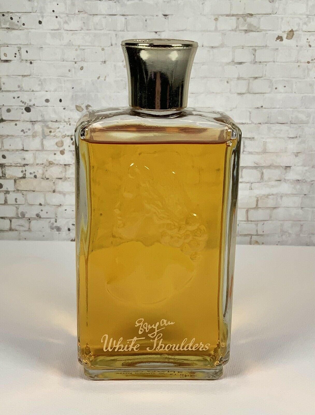 White Shoulders Eau de Cologne