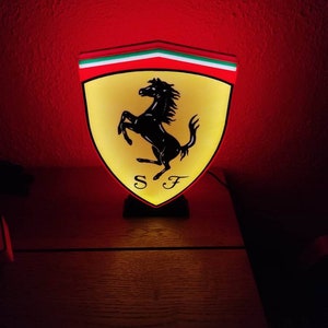 Ferrari emblem - .de
