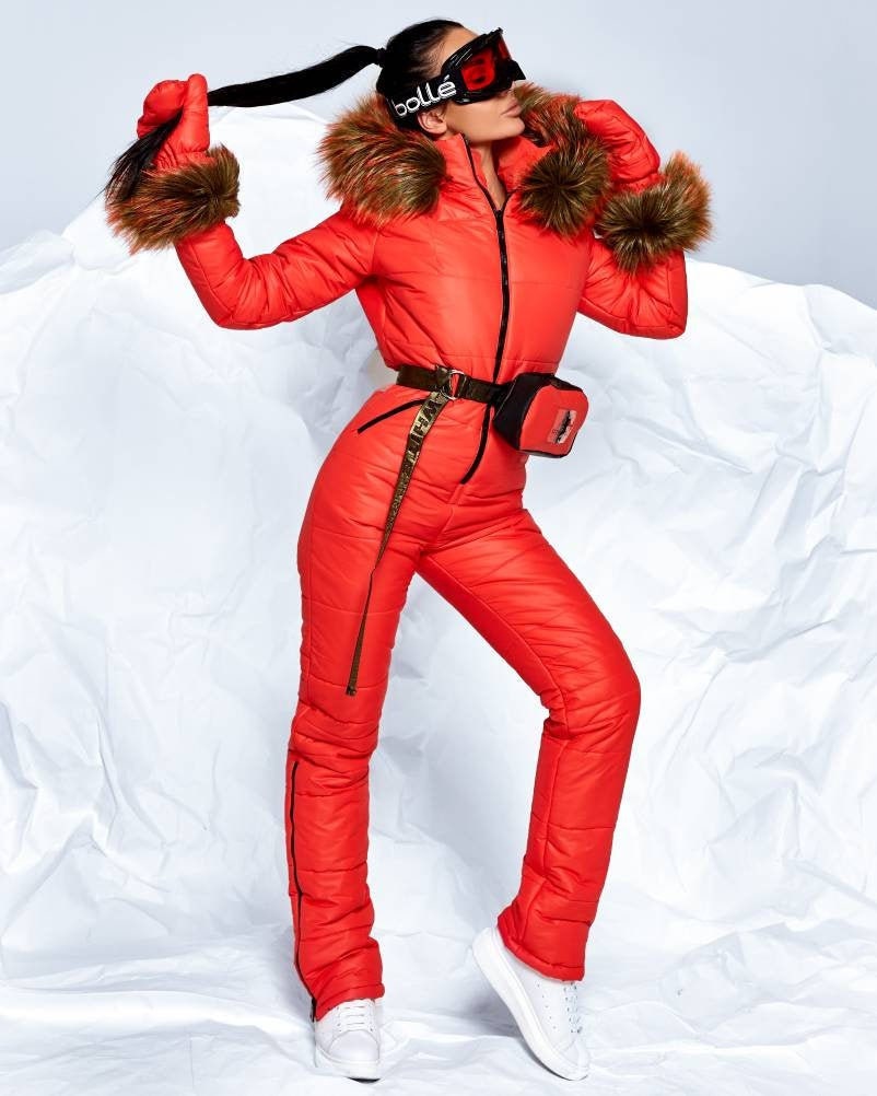 Women and Children Ski Jumpsuit Red with Gloves and Bag Overall Winter Suit Snowboarding Jacket Warm Pants