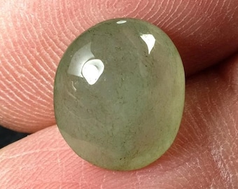 Natural Jade, 3.95 carat