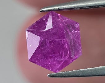 Natural Ruby, 1.49 carat