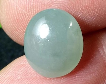 Natural Jade, 6.40 carat