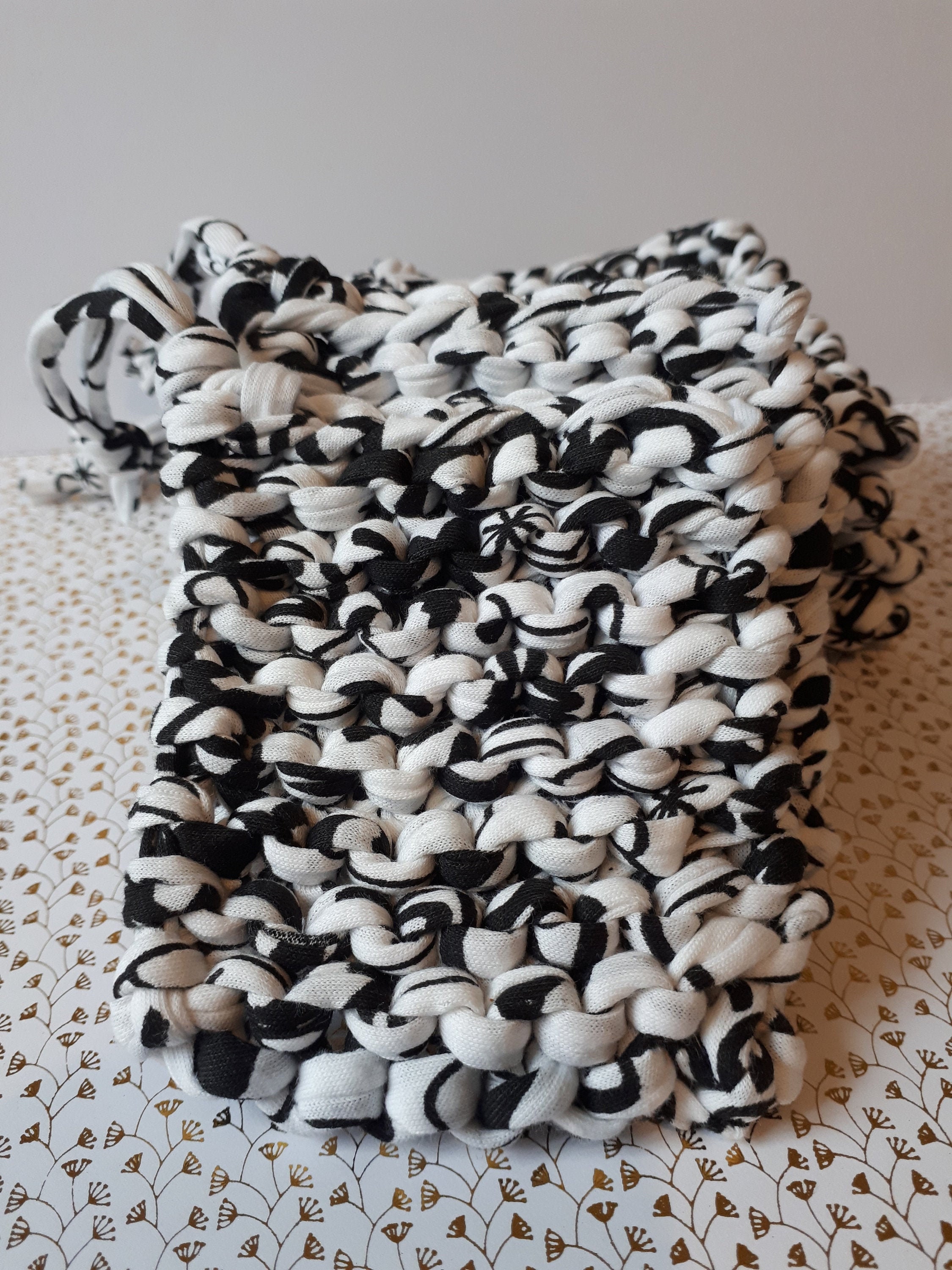 Tawashi Noir et Blanc