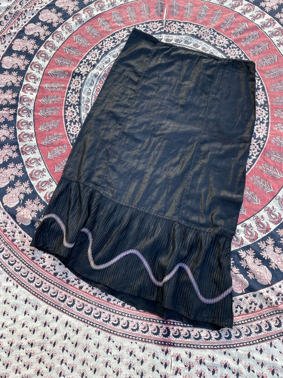 Victorian half mourning petticoat, black silk, la… - image 4