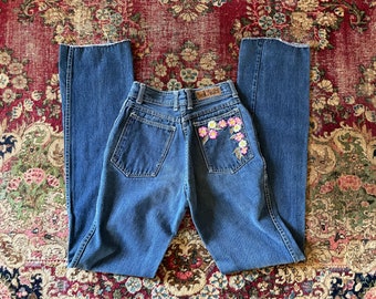 Authentic vintage 1970s ‘80s embroidered high waisted jeans | straight leg,  pink floral embroidery, roller girl Halloween costume XS/S long