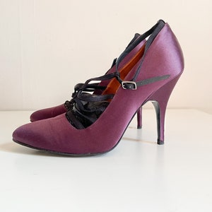 Gorgeous LANVIN plum silk stiletto heels, purple heels French designer shoes, made in Italy, 39 1/2, fits 8.5M image 4
