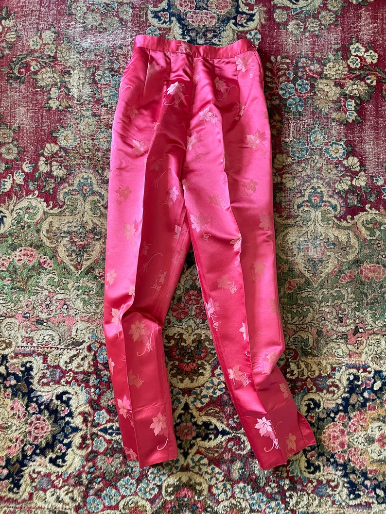 Vintage 1950s 60s Dynasty for Lord & Taylor silk brocade pant set rose pink Chinese brocade, cocktail top and cigarette pants, XS image 6