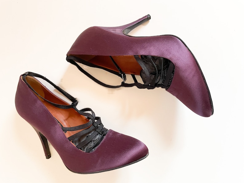 Gorgeous LANVIN plum silk stiletto heels, purple heels French designer shoes, made in Italy, 39 1/2, fits 8.5M image 7