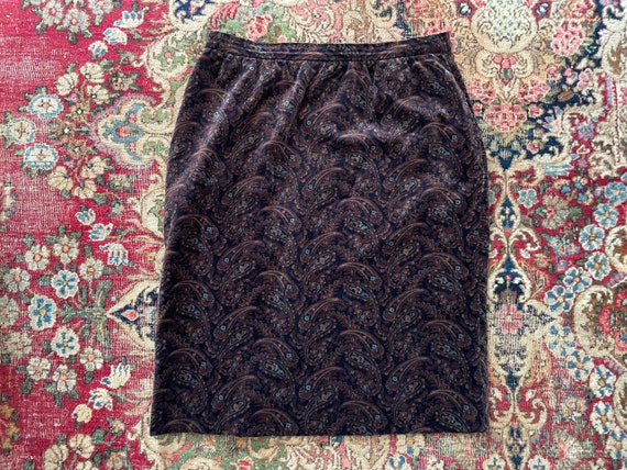Vintage ‘80s F.A. Chatta paisley velvet skirt | m… - image 1