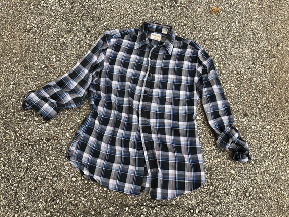 Vintage 1970s ‘80s paper thin button down | black & b… - Gem