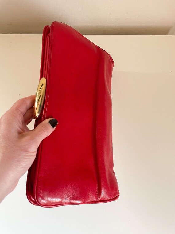 Vintage ‘80s Italian lipstick red oversize clutch… - image 10