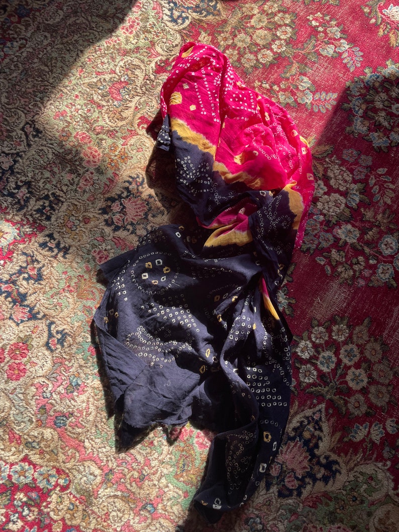 Vintage all cotton gauze sari, Indian shawl, wrap skirt red & black India saree, boho hippie image 5