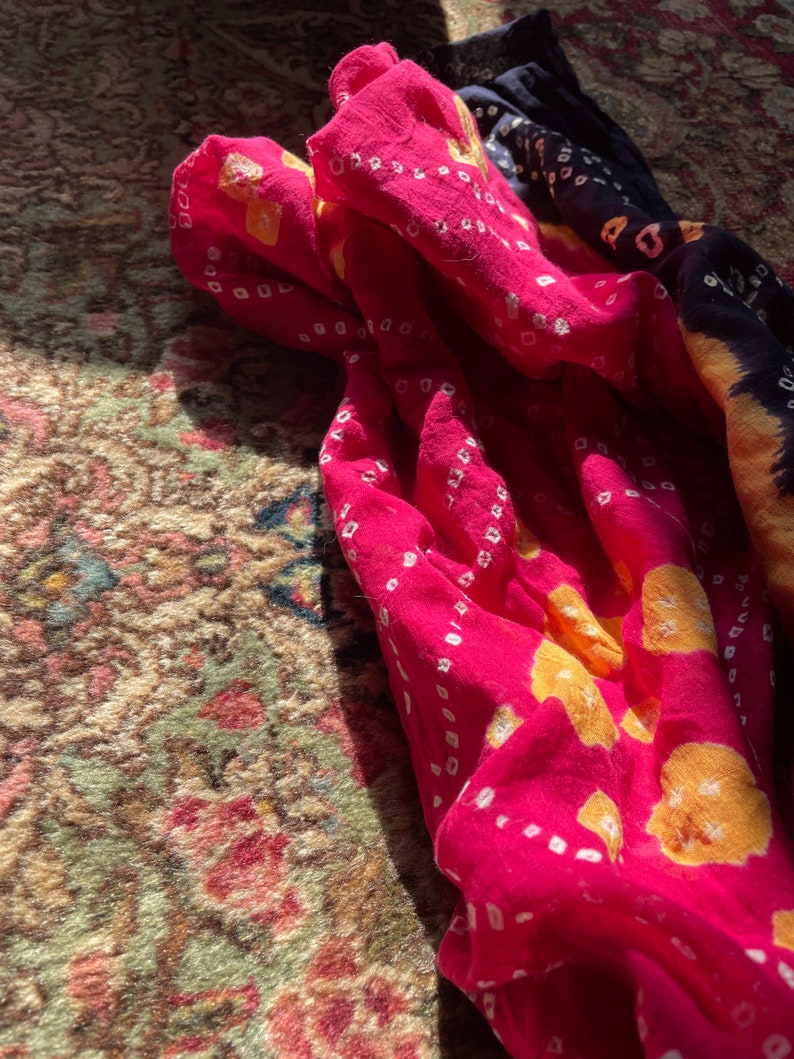 Vintage all cotton gauze sari, Indian shawl, wrap skirt red & black India saree, boho hippie image 7