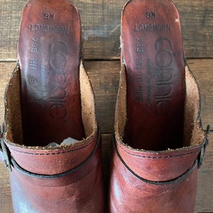 Authentic vintage 1970s wooden platform clogs 70s leather heels, Brazil, boho, hippie, marked 9M, fits 8.5M image 5