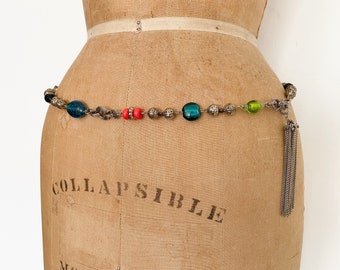 Gorgeous vintage 1960’s bohemian chain belt, accented with glass beads and tassel, runway vibes, S