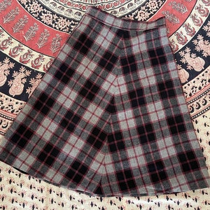Vintage ‘70s wool plaid skirt | gray bias plaid skirt, Autumn vibes, boot skirt, ladies M