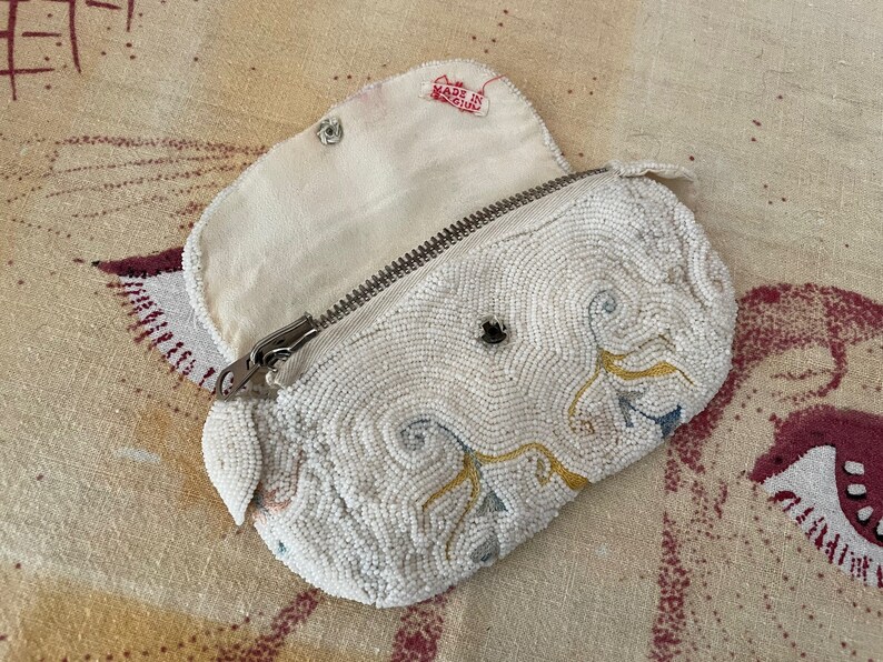 Vintage 1930s 40s white & pastel micro beaded bag with crewel embroidery flapper style dance sash bag, 20s costume, bridal purse image 6