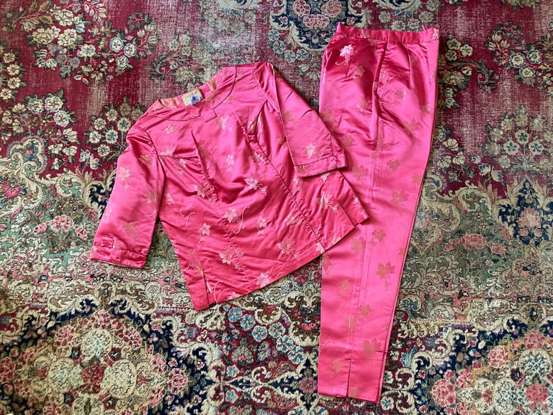 Vintage 1950s 60s Dynasty for Lord & Taylor silk brocade pant set rose pink Chinese brocade, cocktail top and cigarette pants, XS image 1