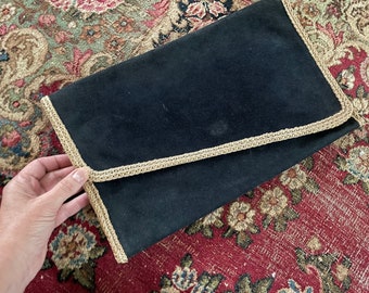 Vintage 1980’s Jacques Cohen navy blue side clutch XL with raffia trim preppy aesthetic