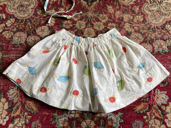 Vintage 1950’s children’s skirt, sea shell print … - image 1
