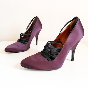 Gorgeous LANVIN plum silk stiletto heels, purple heels French designer shoes, made in Italy, 39 1/2, fits 8.5M image 2