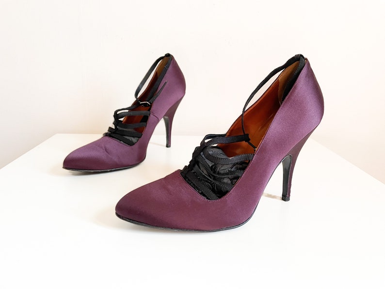 Gorgeous LANVIN plum silk stiletto heels, purple heels French designer shoes, made in Italy, 39 1/2, fits 8.5M image 2