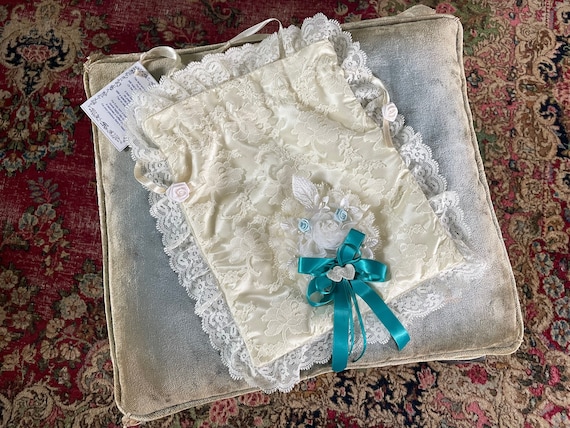 Vintage ‘80s cream lace bridal keepsake bag | vin… - image 1