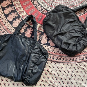 Set of 2 vintage 80s BIJOUX parachute overnight bags nylon shoulder bag, parachute bag, weekend bag set, 80s aesthetic image 7