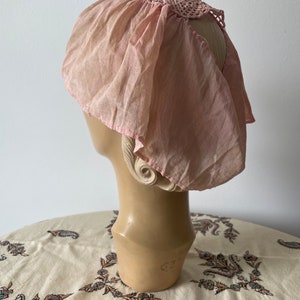 Antique 1920s 30s pale pink flower cap, flapper fairy core bride, pale pink handkerchief cotton, fairycore, cottagecore, one size adult image 6