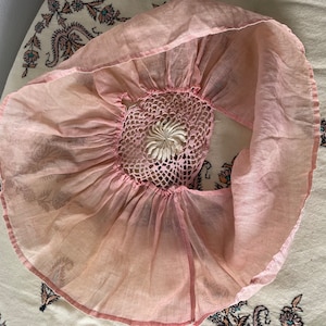 Antique 1920s 30s pale pink flower cap, flapper fairy core bride, pale pink handkerchief cotton, fairycore, cottagecore, one size adult image 9